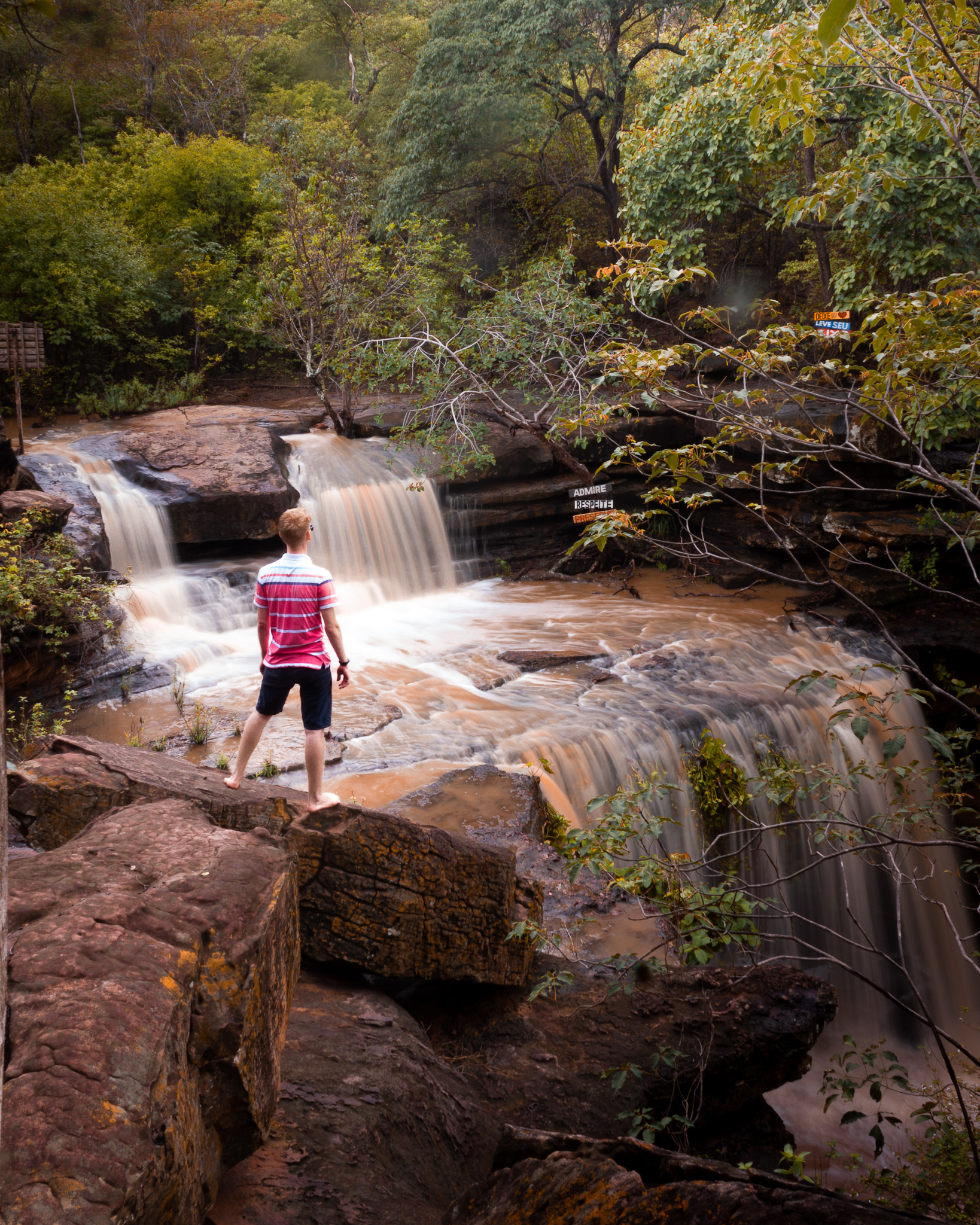 Descrição da Foto 6: Ensaio gestante em campo aberto
